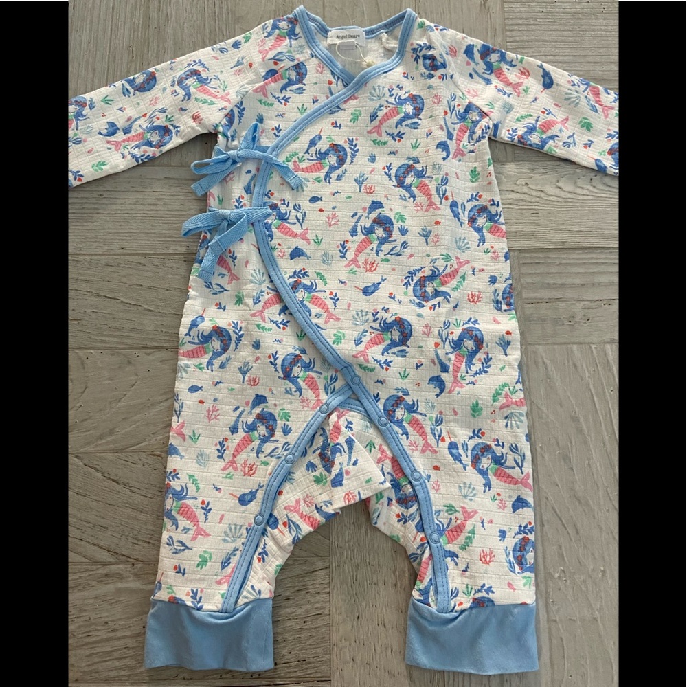 BRAND NEW ANGEL DEAR INFANT OUTFIT - SIZE 3-6 MONTHS